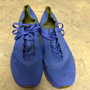 Blue Athletic women’s norvan sl Shoes